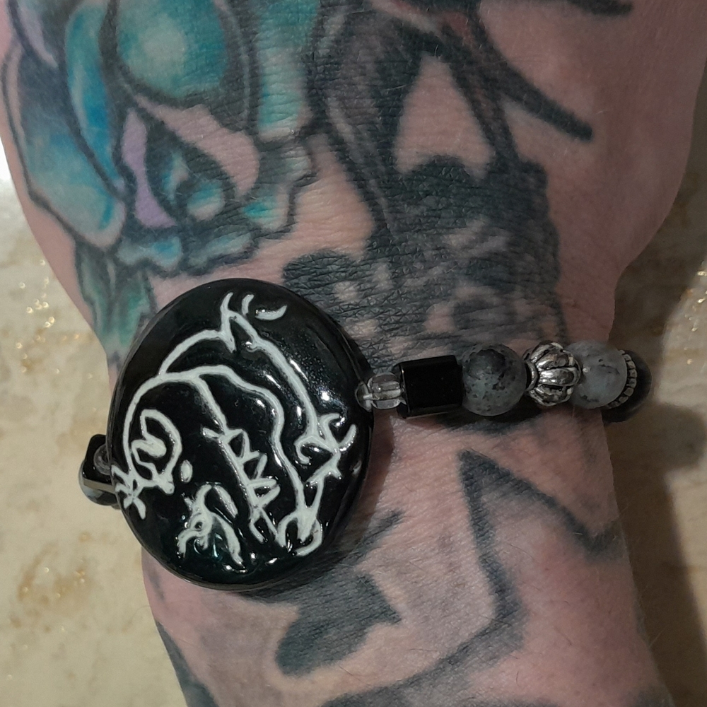 Engraved-Etched stone Beaded Bracelet $4.99 Shipping - Picture 4 of 4